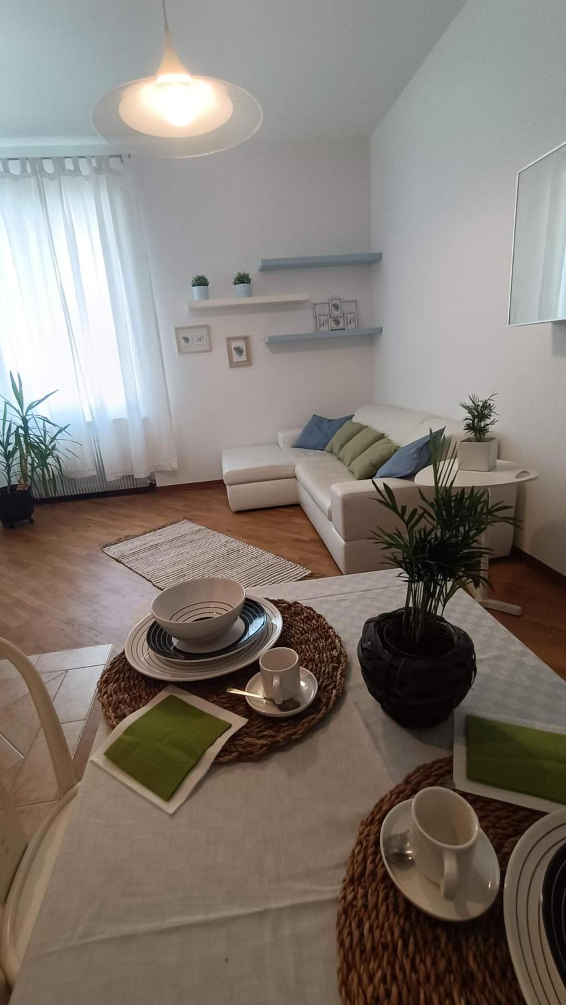 Loving My Rooms 2 - Delizioso Appartamento In Centro Горіція Екстер'єр фото